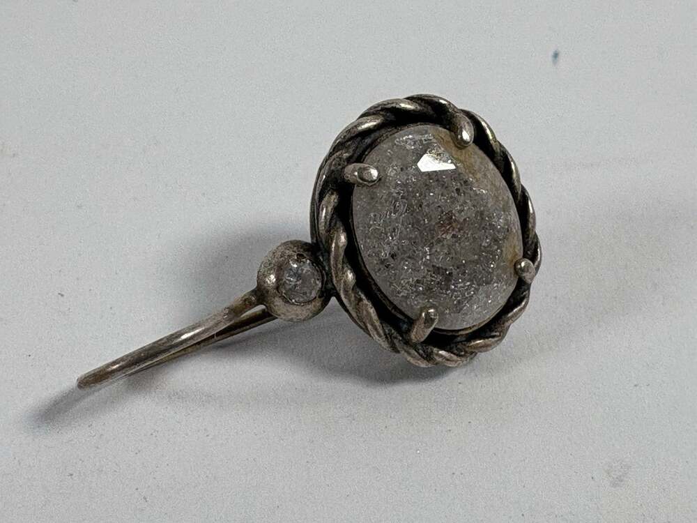 Israel 925 Sterling Silver Crackle Quartz Cabochon Pin Brooch Twisted Rope Bezel